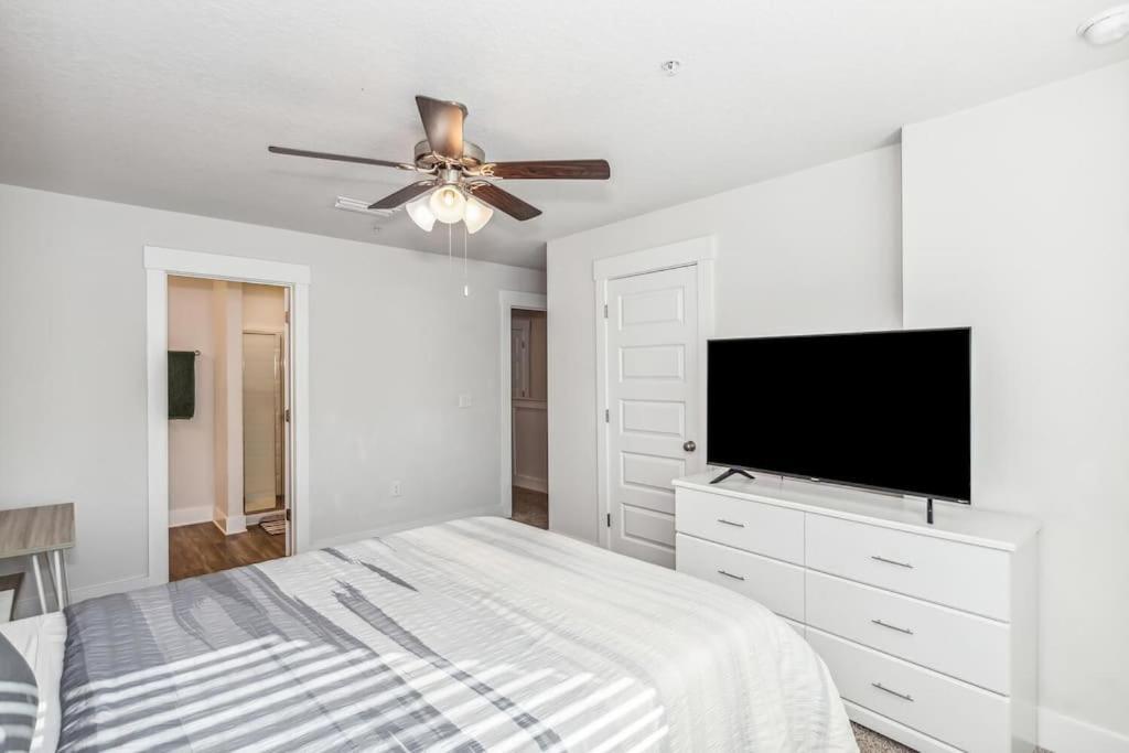 Luxury Townhome Near Downtown And Pensacola Beach ภายนอก รูปภาพ